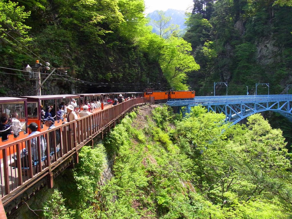 Unazuki Onsen in toyama, Japan - Toyama's premier hot spring resort located at the gateway to Kurobe Gorge, offering alkaline waters, dramatic mountain scenery, and access to scenic railway adventures.